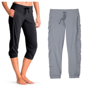 Athleta La Viva Capri